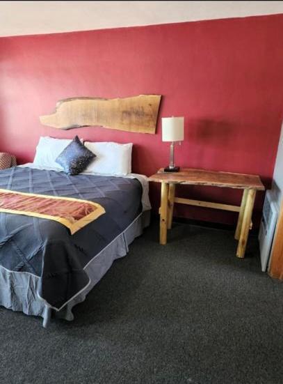 Tri-State Wood Inn Dickeyville Екстериор снимка